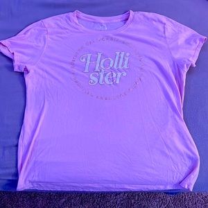 Women’s Hollister T Shirt